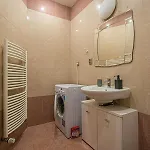 2bdr Flat Behind Museum Appartement