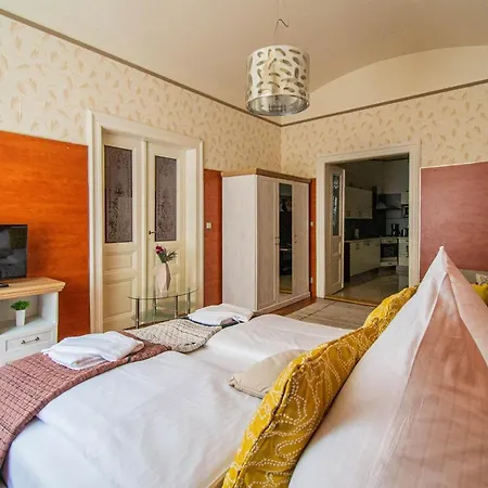 Appartamento 2bdr Flat Behind Museum