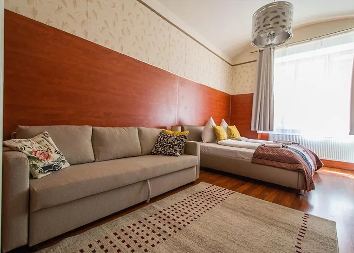 2bdr Flat Behind Museum شقة براغ