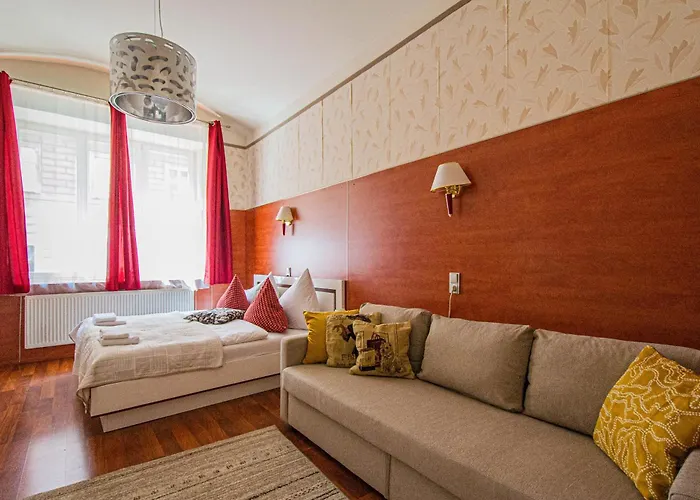 2bdr Flat Behind Museum Apartmán *