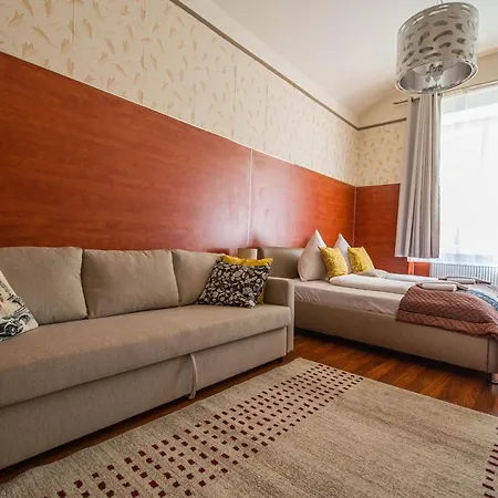 2bdr Flat Behind Museum 아파트 프라하