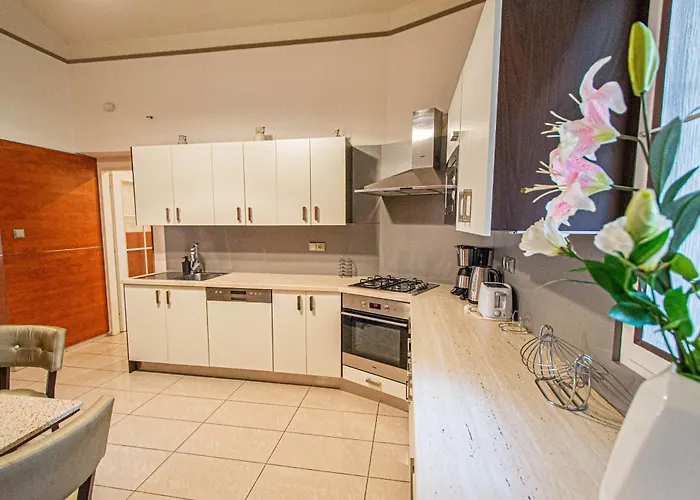Appartement 2bdr Flat Behind Museum *